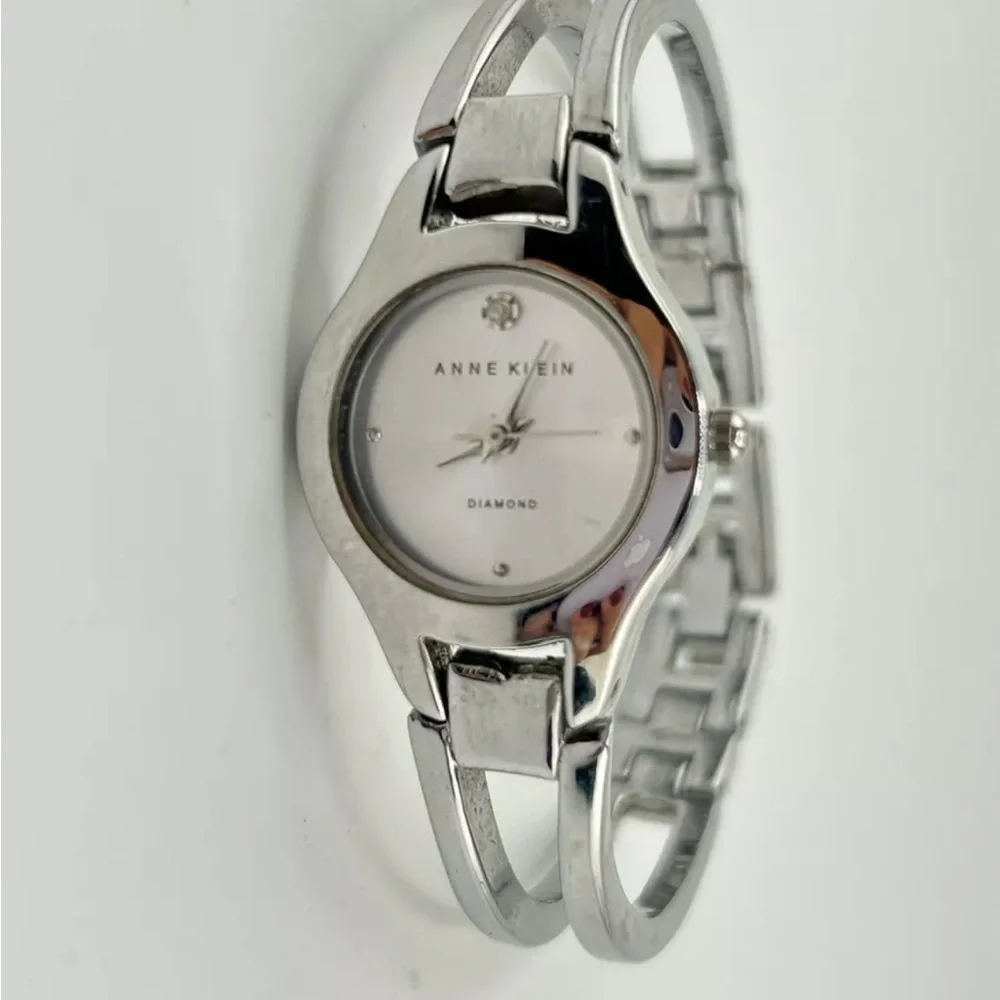 anne klein Analog Women's Watch Japan Movement..NEW BATTERY #187